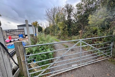 undefined, Lying to the South of Naas Lane, Quedgeley GL4