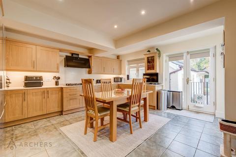 4 bedroom detached house for sale, Westbourne Road, Broomhill, Sheffield