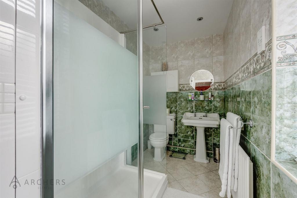92 Westbourne Road(Interior)-19.jpg