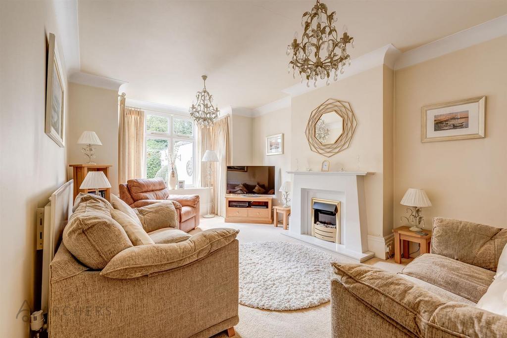 92 Westbourne Road(Interior)-3.jpg