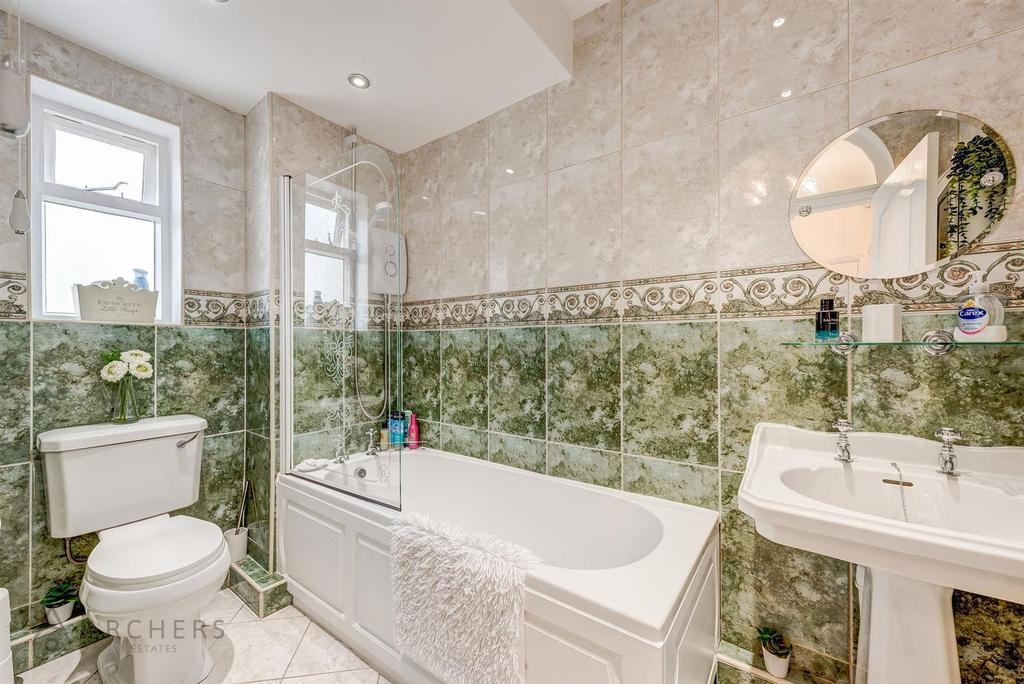 92 Westbourne Road(Interior)-24.jpg