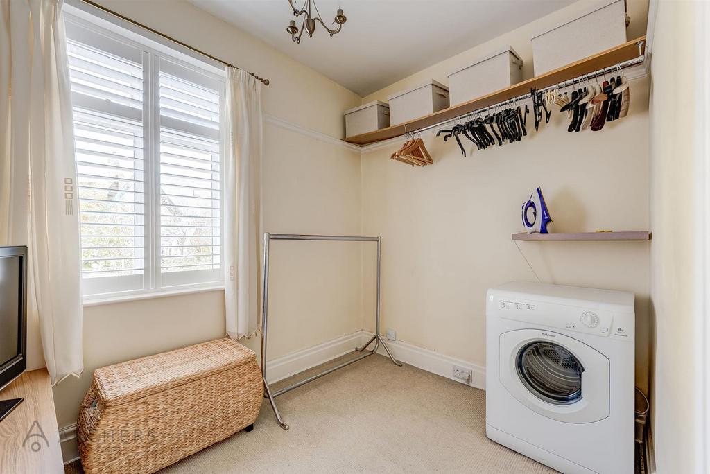 92 Westbourne Road(Interior)-29.jpg