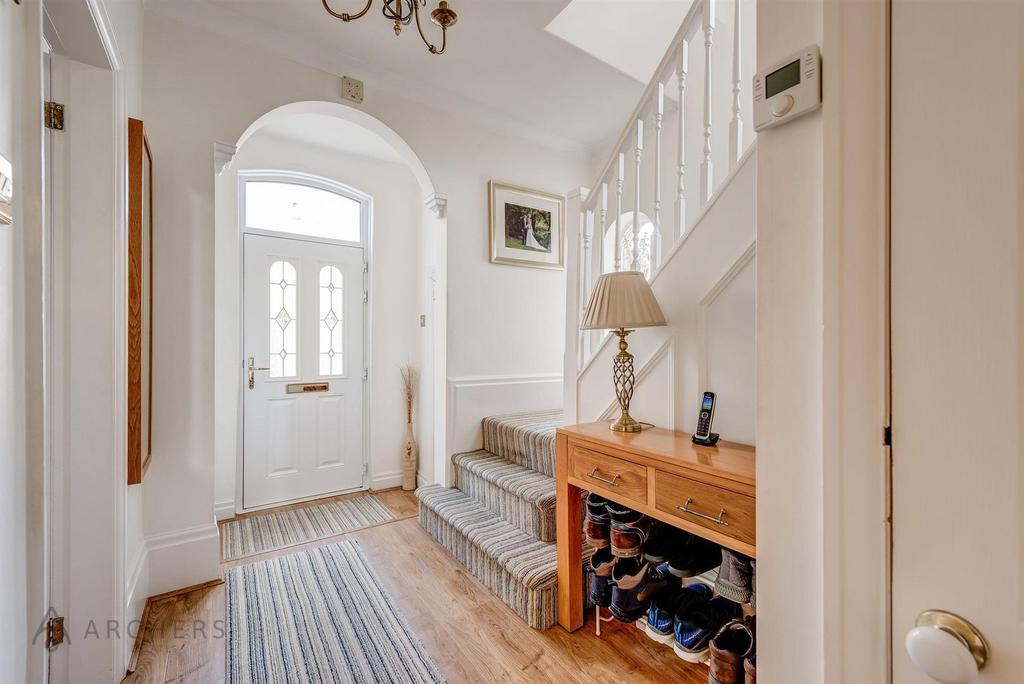 92 Westbourne Road(Interior)-1.jpg