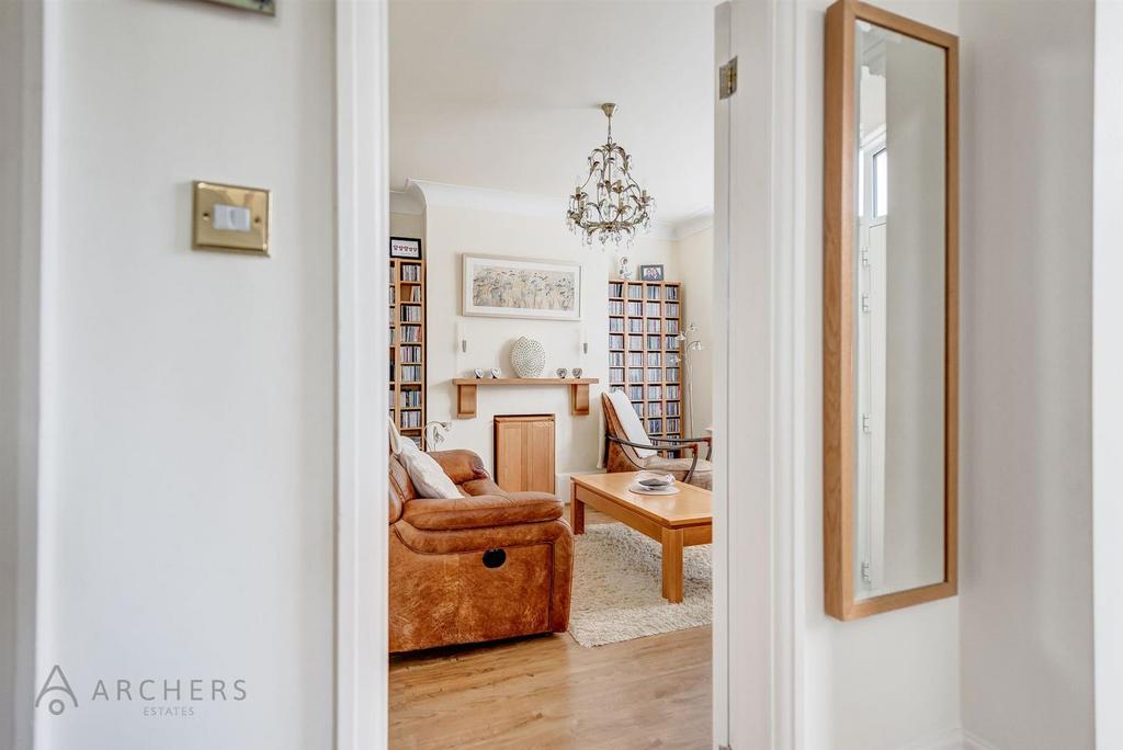 92 Westbourne Road(Interior)-6.jpg