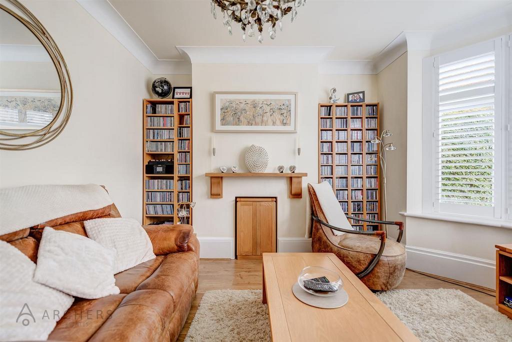 92 Westbourne Road(Interior)-8.jpg