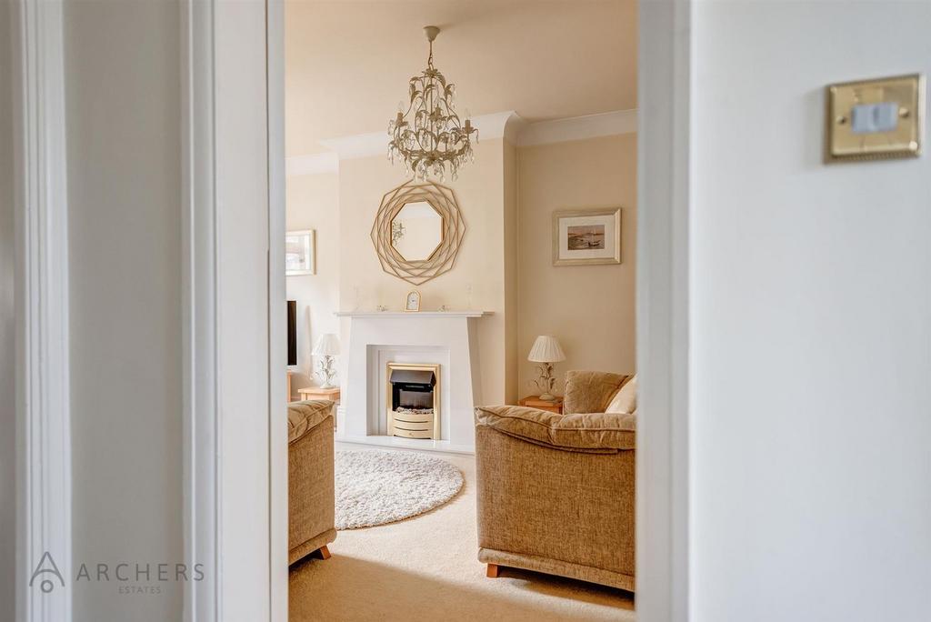 92 Westbourne Road(Interior)-2.jpg