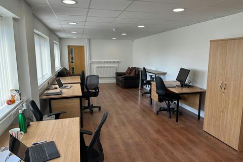 Industrial development to rent, A1a-A1b Snape Ln Doncaster DN11 8BZ