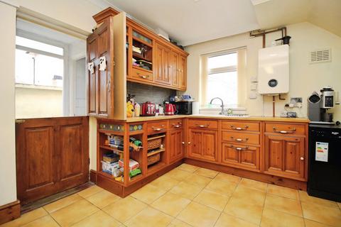 3 bedroom semi-detached house for sale, Glenhills Boulevard, Leicester, LE2