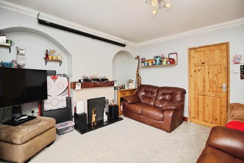 3 bedroom semi-detached house for sale, Glenhills Boulevard, Leicester, LE2