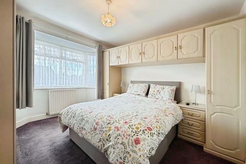3 bedroom detached bungalow for sale, Birch Avenue, Swadlincote DE11