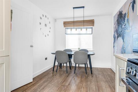 4 bedroom detached house for sale, Appletree Way, Welwyn Garden City