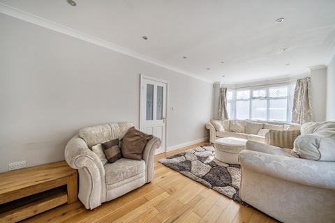 undefined, Hollies Avenue, West Byfleet, KT14