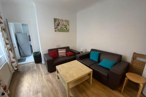 5 bedroom house to rent, Tewkesbury Street, Cathays, Cardiff