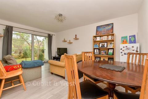 undefined, Westmoreland Drive, Sutton SM2