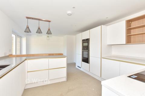 4 bedroom detached house for sale, Brookland, Kent