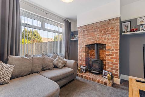 3 bedroom semi-detached house for sale, Cawthorne Avenue, Grappenhall, WA4