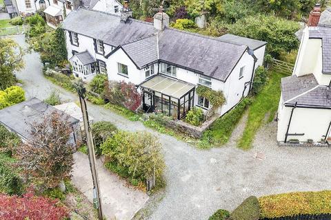 Llanarmon Dyffryn Ceiriog, Llangollen