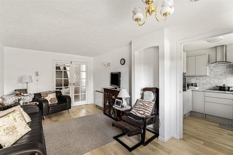 undefined, Riverside Court, North Chingford