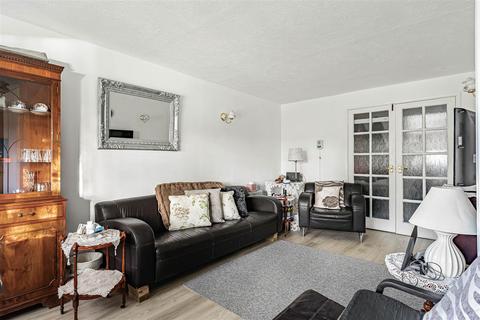 undefined, Riverside Court, North Chingford