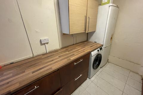 1 bedroom flat to rent, Lealand Road, London N15