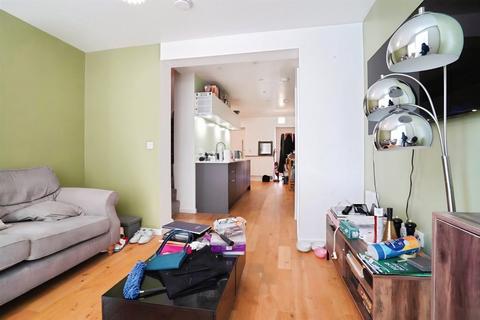 3 bedroom terraced house for sale, Elisabeth Gardens, Stockport SK5