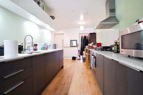 3 bedroom terraced house for sale, Elisabeth Gardens, Stockport SK5