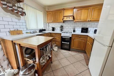 3 bedroom semi-detached house for sale, Deepdale Close, Greater Manchester SK5