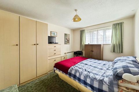 1 bedroom ground floor flat for sale, 17 Plastirion Court, Russell Road, Rhyl, LL18 3DJ