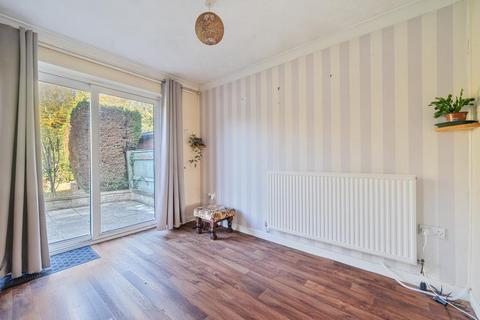 3 bedroom end of terrace house for sale, Highworth Road,  Swindon,  SN3