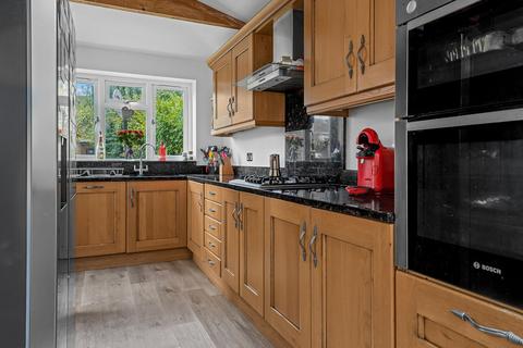 undefined, Grosvenor Road, Staines-upon-Thames, TW18