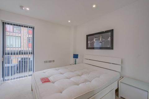 2 bedroom flat for sale, New Century House, Canning Town, London, E16