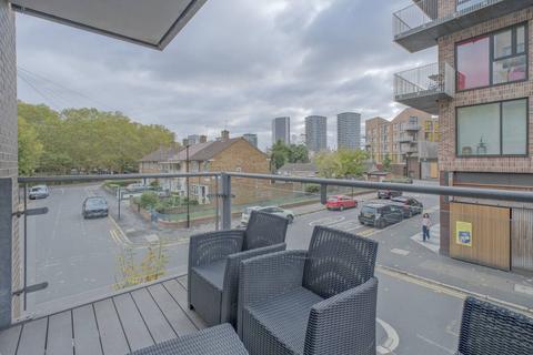 2 bedroom flat for sale, New Century House, Canning Town, London, E16