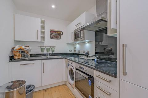 2 bedroom flat for sale, New Century House, Canning Town, London, E16