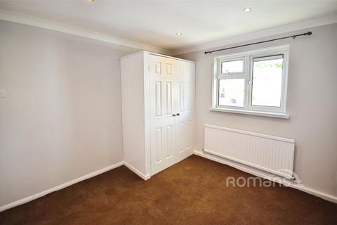 2 bedroom flat to rent, Greystoke Road, Slough, Berkshire, SL2