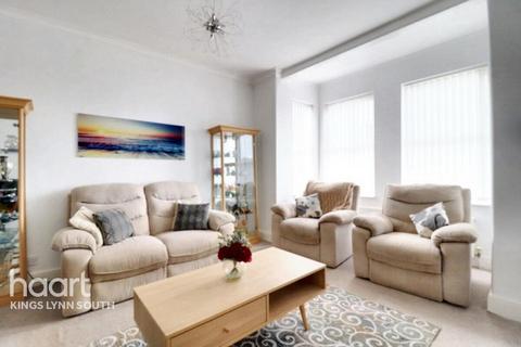 6 bedroom semi-detached house for sale, Alexandra Road, Hunstanton