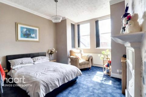 6 bedroom semi-detached house for sale, Alexandra Road, Hunstanton