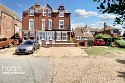 6 bedroom semi-detached house for sale, Alexandra Road, Hunstanton