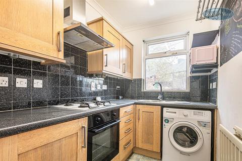 3 bedroom terraced house for sale, Dykes Hall Road, Hillsborough, Sheffield