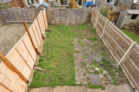 3 bedroom terraced house for sale, Waverley Road, London, SE25