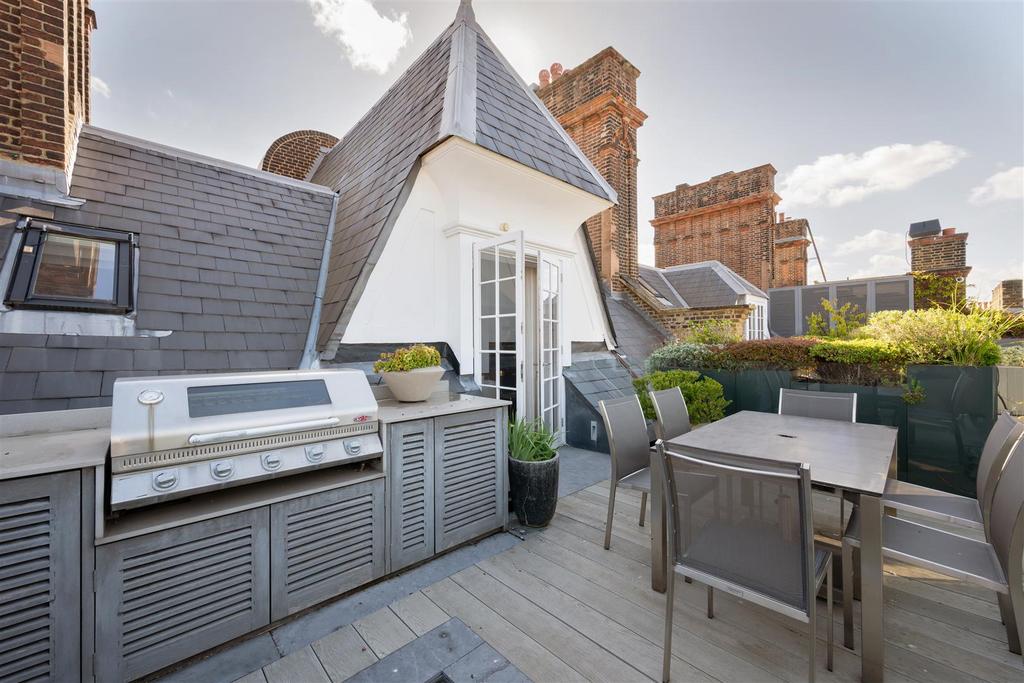 Flat A, 54 Cadogan Square Hi-22.jpg