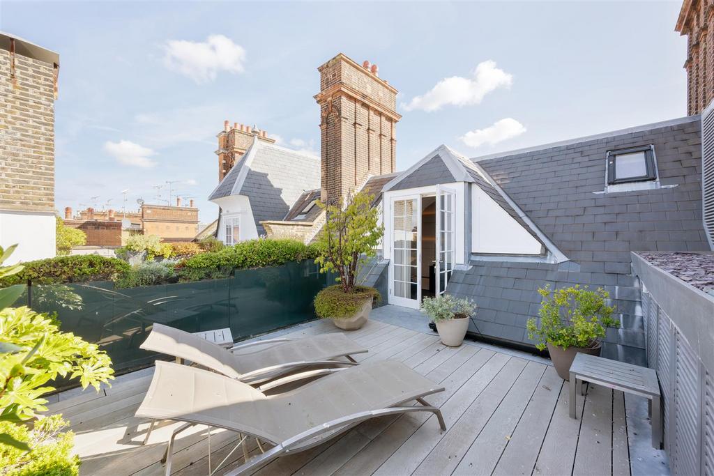 Flat A, 54 Cadogan Square Hi-28.jpg