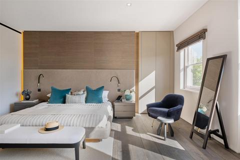 3 bedroom penthouse for sale, Cadogan Square, Knightsbridge, SW1X