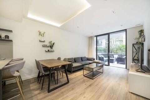 undefined, Leman Street, London E1