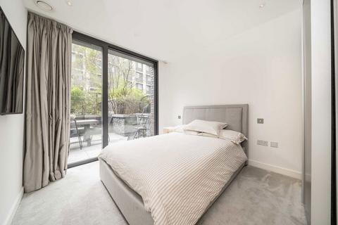 undefined, Leman Street, London E1