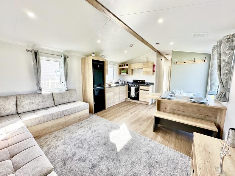 Ellerton 3