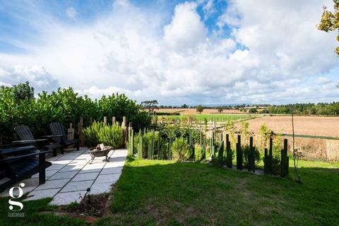 4 bedroom barn conversion for sale, Merryhill Park, Belmont, Hereford