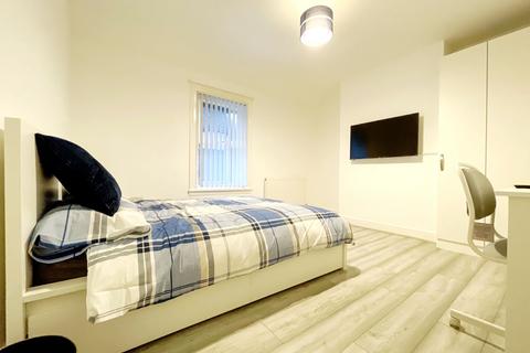 Staple Hall Road, Birmingham, B31
