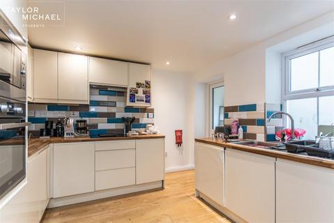 undefined, Elm Grove, Brighton