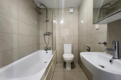 undefined, Roding Lane South, Redbridge