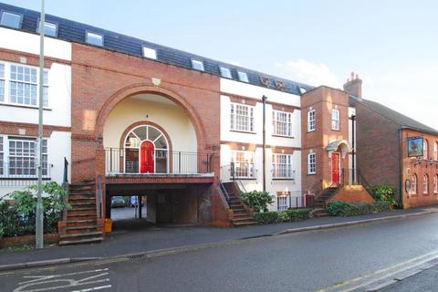 2 bedroom flat for sale, Newbury,  Berkshire,  RG14